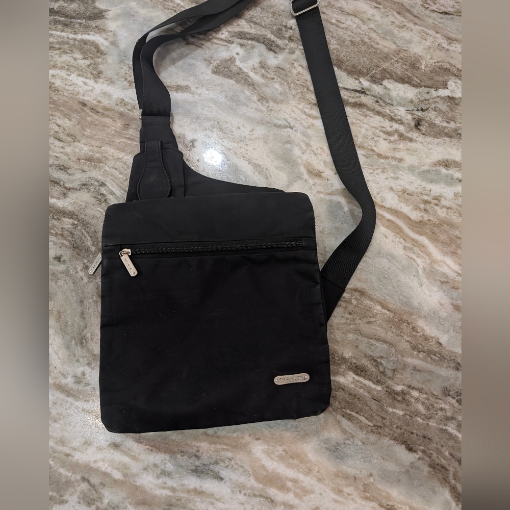 Travelon Anti-Theft Classic Crossbody Bag